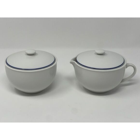 Crate & Barrel Epoch Blue Line Sugar Creamer Japan Kathleen Wills Discontinued - Picture 1 of 4